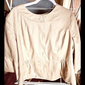 LINENS ARE BACK BIG SALE Tan stylist jacket fully lined NWT 20”P 23”L 20”w